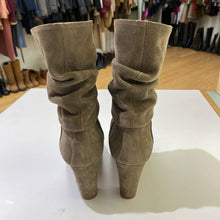Load image into Gallery viewer, Vince leather boots 6.5
