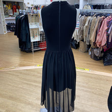 Load image into Gallery viewer, Alice &amp; Olivia Dress XS
