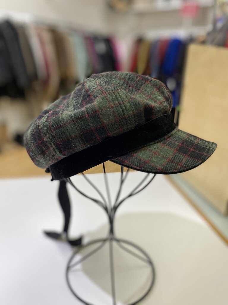 Canadian Hat 1918 plaid wool/blend cap