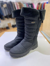 Load image into Gallery viewer, Pajar boots w ice grippers 40
