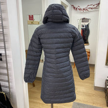 Load image into Gallery viewer, TNA light puffer coat XS
