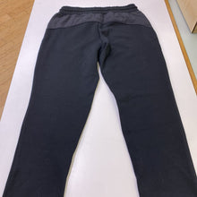 Load image into Gallery viewer, Roots jogging pants XS
