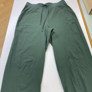 Lululemon jogger style light pants 8