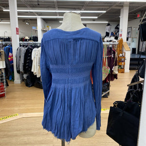 Free People top L