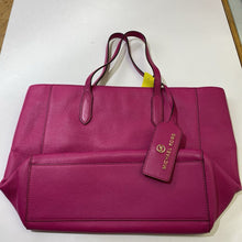 Load image into Gallery viewer, Michael Kors leather tote bag
