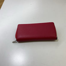 Load image into Gallery viewer, Michael Kors wallet
