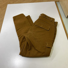Load image into Gallery viewer, Prana Cargo pants 2
