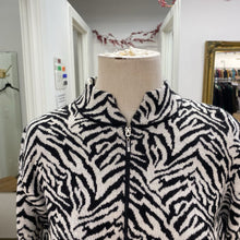 Load image into Gallery viewer, Peruvian Link sweater

