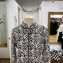 Load image into Gallery viewer, Peruvian Link sweater

