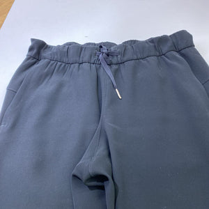 Lululemon pull on pants 8