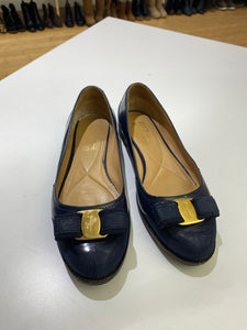 Salvatore Ferragamo flats 9
