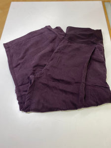 Lululemon wide leg cropped pants 10