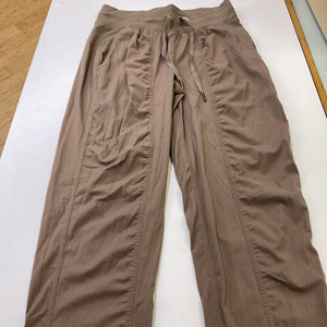 Lululemon joggers 4