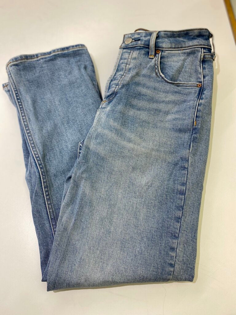 Denim Forum the Arlo Curve-Fit Hi Straight 26