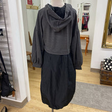 Load image into Gallery viewer, Sassy Split dress S
