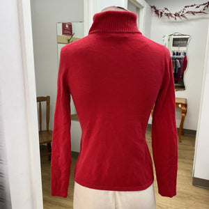 Lord & Taylor cashmere sweater XS