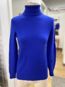 Lord & Taylor cashmere sweater XS