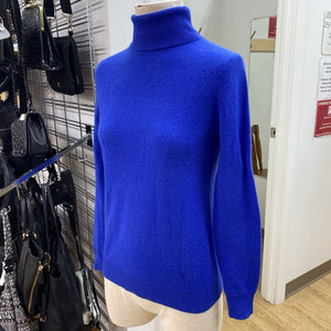 Lord & Taylor cashmere sweater XS