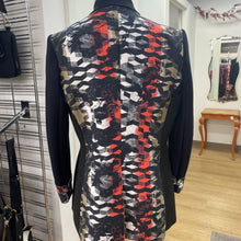 Load image into Gallery viewer, Marie Saint Pierre jacket 4/L
