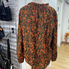 Load image into Gallery viewer, Gap ruffle top XL
