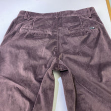 Load image into Gallery viewer, Levis baggy Velour trousers 25
