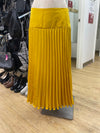 Banana Republic pleated skirt 8 NWT