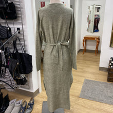 Load image into Gallery viewer, Staple The Label knit faux wrap dress M
