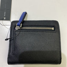 Load image into Gallery viewer, Marc By Marc Jacobs small wallet NWT
