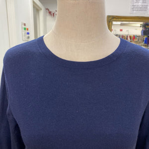Club Monaco layered top M