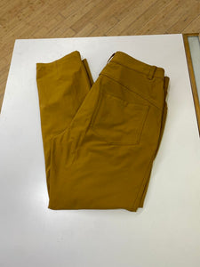 Lululemon pants 10