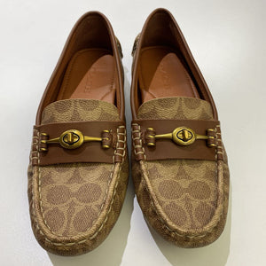 Coach logo loafers 8/38.5