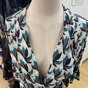 Diane Von Furstenburg silk blend top 6