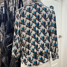 Load image into Gallery viewer, Diane Von Furstenburg silk blend top 6

