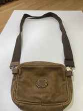 Load image into Gallery viewer, Roots small crossbody
