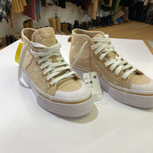 Load image into Gallery viewer, Adidas Nizza Platform sneakers NWT 6.5
