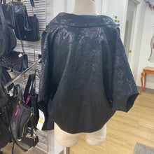 Load image into Gallery viewer, Karen Kane embossed crop jacket NWT M
