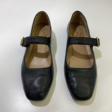 Load image into Gallery viewer, Sam Edelman Mary Jane flats 7.5
