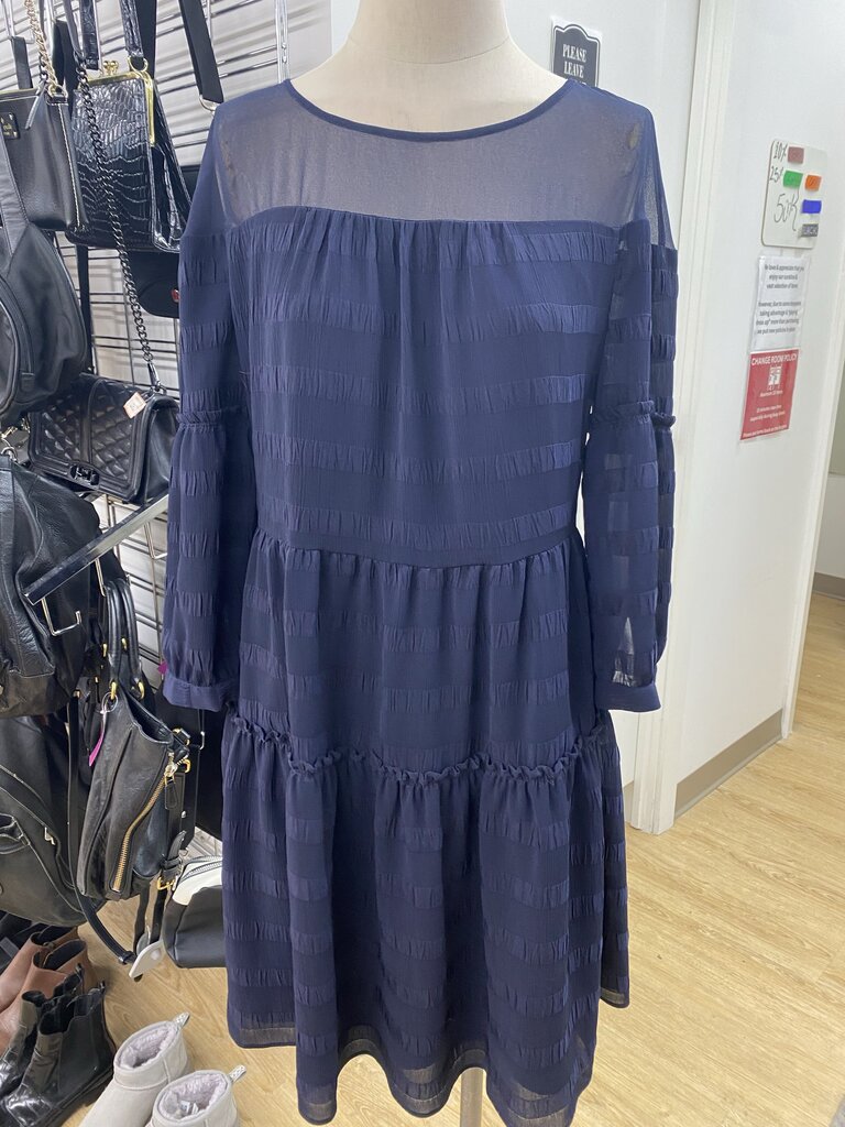 Banana Republic tiered dress 10