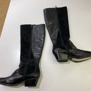 Naturalizer leather/suede boots 5