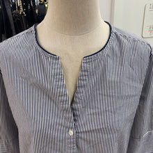 Load image into Gallery viewer, Sandwich striped top 36
