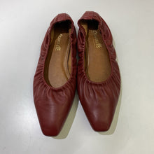 Load image into Gallery viewer, L&#39;intervalle gathered flats 7
