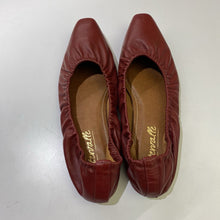 Load image into Gallery viewer, L&#39;intervalle gathered flats 7
