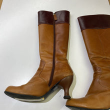 Load image into Gallery viewer, John Fluevog vintage boots 7.5
