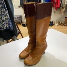 Load image into Gallery viewer, John Fluevog vintage boots 7.5
