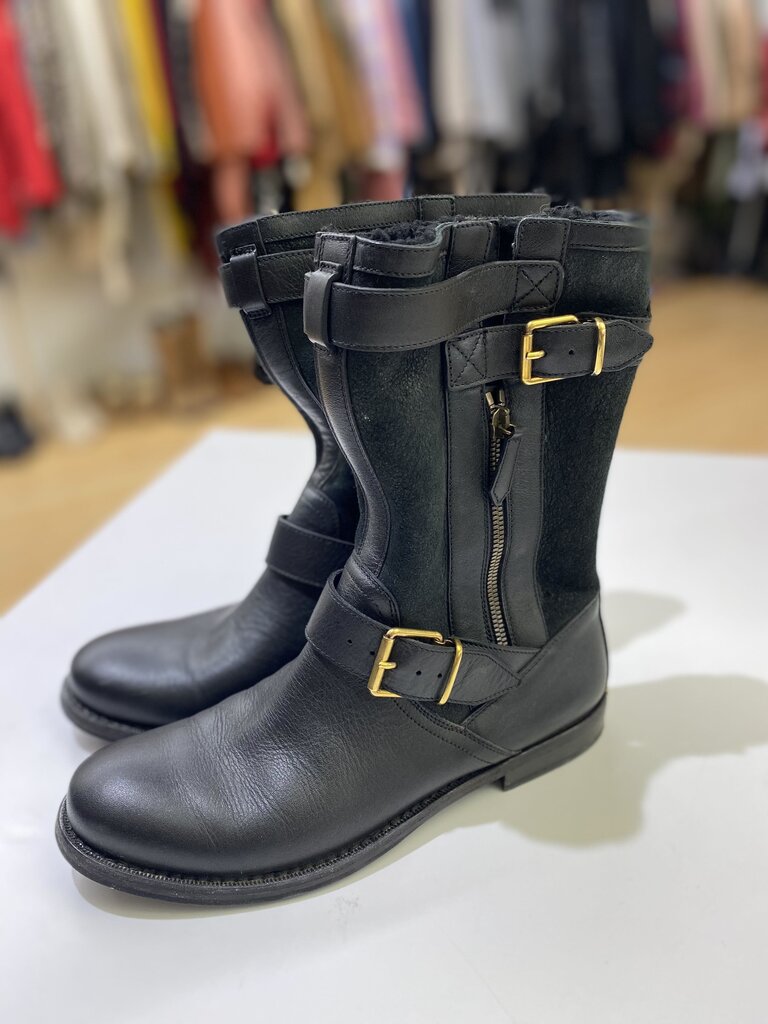 Burberry grantville boots 8