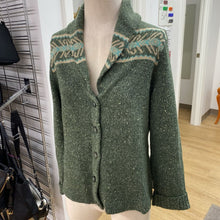 Load image into Gallery viewer, Woolrich cardigan M
