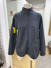 Load image into Gallery viewer, MEC Mountain Equipment Coop reversible sweater L
