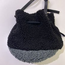 Load image into Gallery viewer, Mini Cream faux shearling bucket bag
