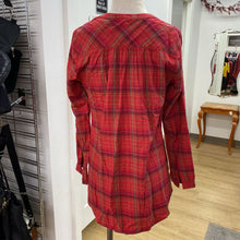 Load image into Gallery viewer, Royal Robbins plaid tunic M
