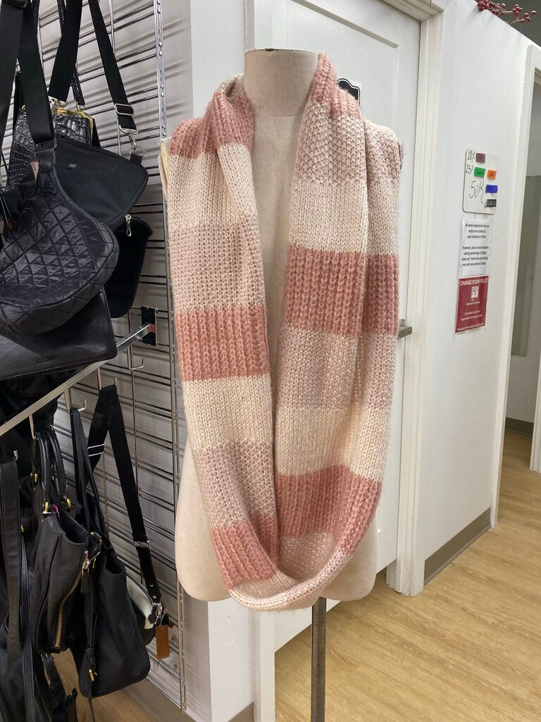 Love & Lore metallic detail infinity scarf